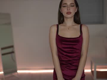 girl
        silent_chill cam image #3607500