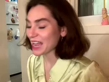 girl
        summer_always cam image #5585655