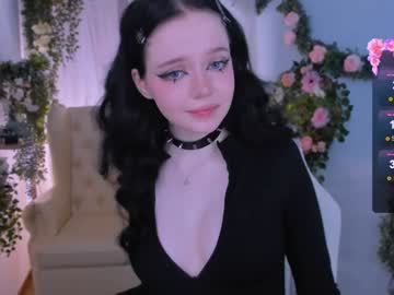 girl
        mo_na_ cam image #5162161