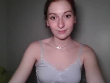 girl
        daddysdollhouse cam image #3603804