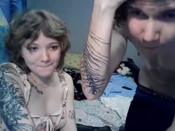 couple
        bestiefreaks cam image #983287