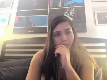 girl
        karebearxx cam image #5753365