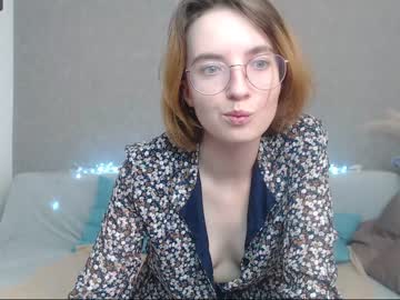girl
        mary_klaus cam image #898952