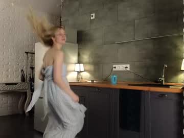 girl
        ellizabetta cam image #4570439