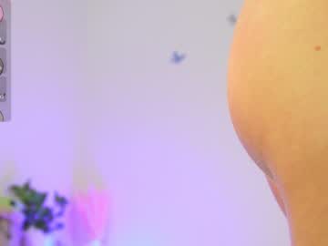 girl
        molly__meow cam image #4133501