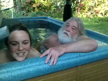couple
        ralphiemonroe cam image #6556120