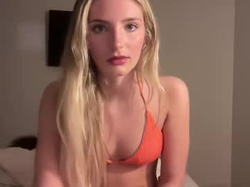 girl
        brandiluvv cam image #6341247
