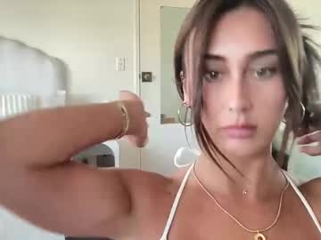 girl
        sashabooxx cam image #5679773
