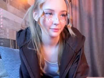 girl
        lolliis cam image #2581254