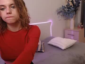 girl
        alisastrange cam image #836290