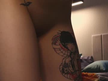 girl
        angella_kleee cam image #2082473