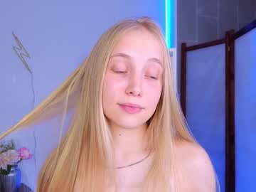 girl
        appr0ved cam image #2854939