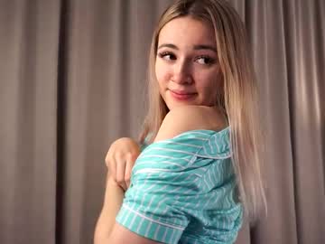 girl
        krystalanal cam image #5433681
