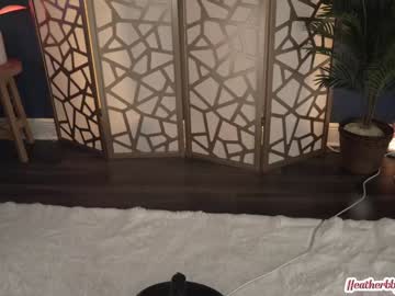 girl
        heatherbby cam image #4933134