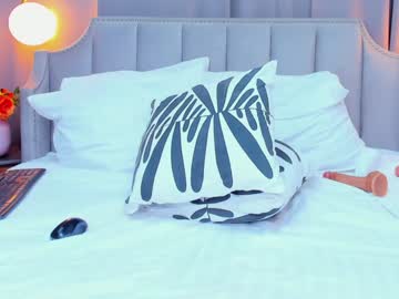 girl
        emillybronte cam image #5098162