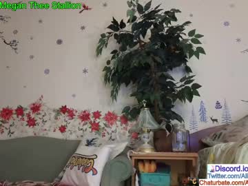 girl
        aliceriverscam cam image #3574157
