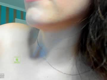 girl
        demurelixir cam image #737253