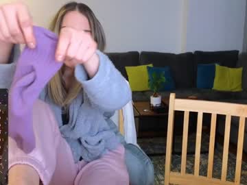 girl
        aprilxsugar cam image #3809809