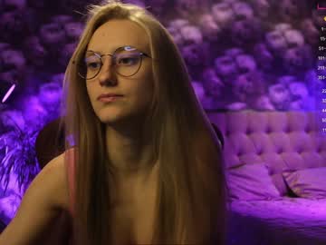 girl
        angeellina cam image #1166933