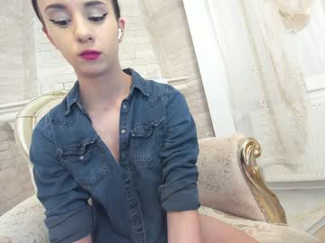 girl
        ehotlovea cam image #551944