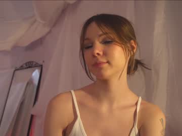 girl
        kateuwugirl cam image #3534433