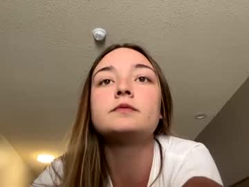 girl
        _baby_bunny_ cam image #505833