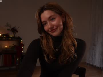 girl
        alisonrouge cam image #5694445