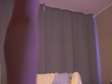 girl
        harrieteasley cam image #6098799
