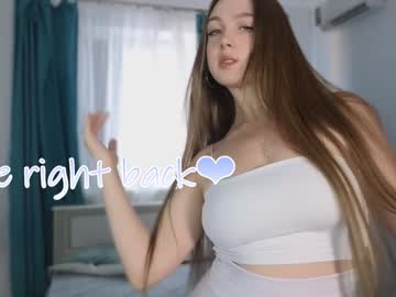 girl
        small_blondee cam image #5025259