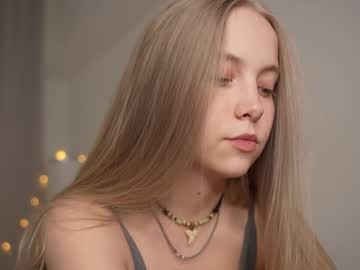 girl
        appr0ved cam image #5976831