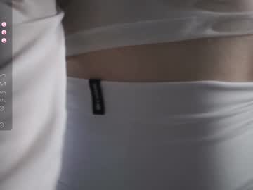 girl
        oki_dokie cam image #3336397