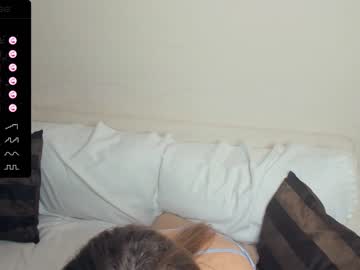 girl
        _wild_orchid_ cam image #2816202