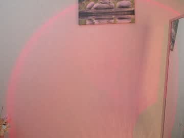 girl
        sunrisealice cam image #2539860
