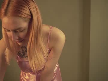 girl
        anna_breach cam image #1918452