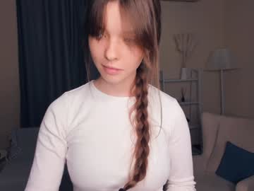 girl
        mercy_soul cam image #4939707