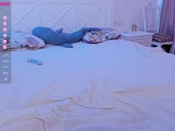 couple
        sunsay_effie cam image #1759010