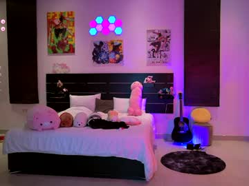 girl
        madnessalise cam image #3428873