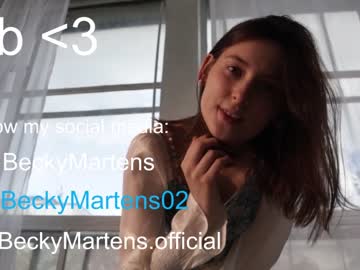 girl
        beckymartens cam image #2542054