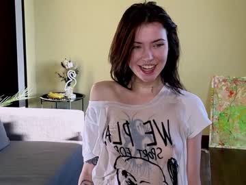 girl
        adelina____ cam image #3693020