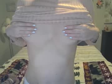 girl
        katynowhere cam image #5967624