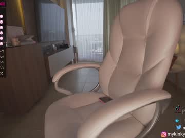 girl
        mykinkybunny cam image #1908114