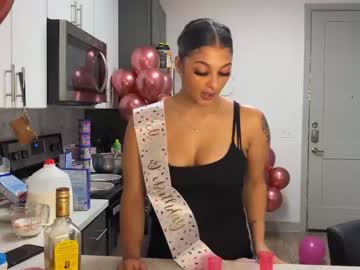 girl
        princess_cece cam image #2943256