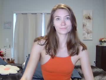 girl
        katynowhere cam image #5047250