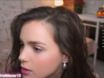 couple
        emiliacourtney cam image #3252020