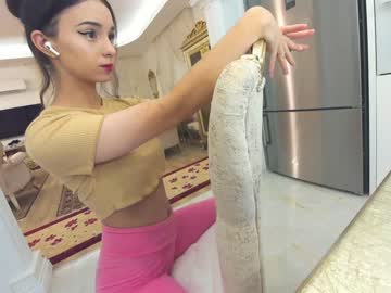 girl
        ehotlovea cam image #390882
