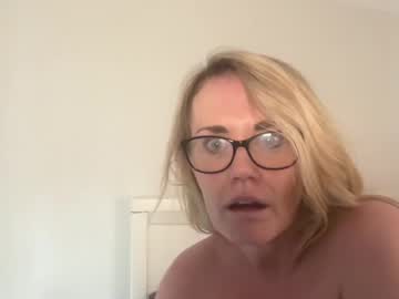 girl
        leejohnstonxox cam image #6557003