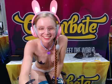 girl
        emmasky69 cam image #1972776