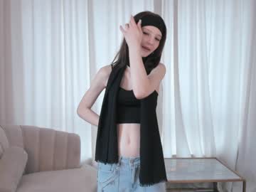 girl
        edithgalpin cam image #3936733
