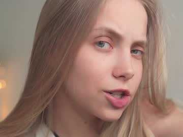girl
        appr0ved cam image #3943878