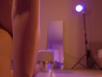 girl
        _meganmeow_ cam image #4424462